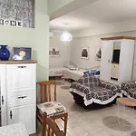 Retro House