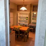 Retro House * Nea Peramos (Macedonia)